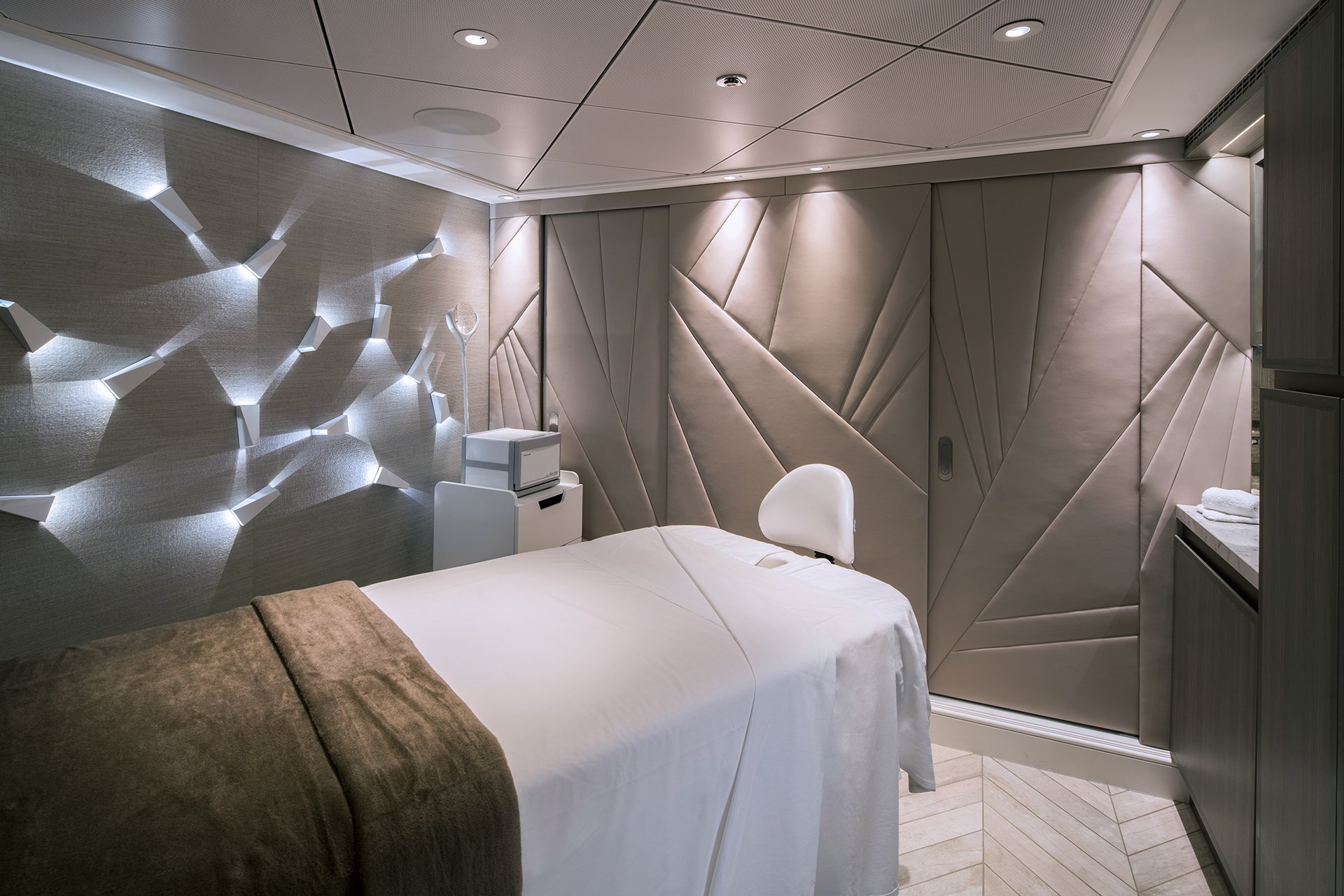 Crystal Cruises - Crystal Bach - Wellness - Spa.jpg